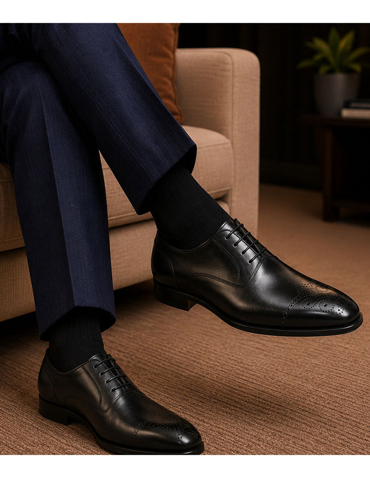 Statement Medallion Cap Toe Oxford – Black