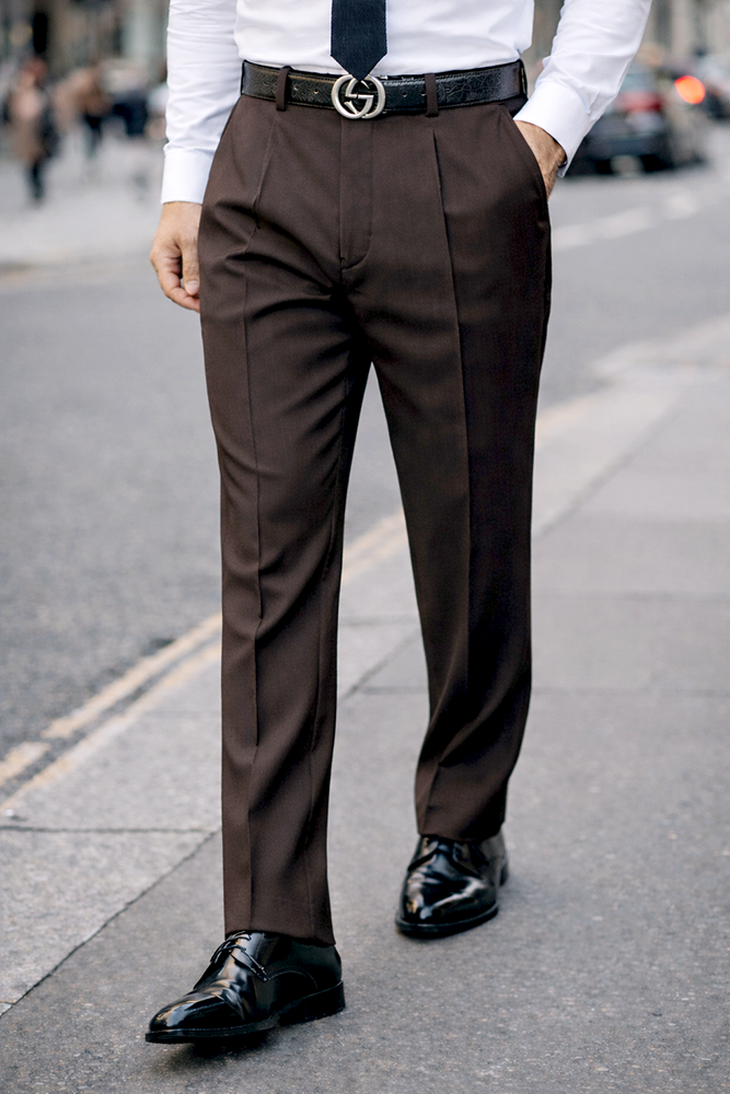 BROWN REGULAR FIT PLEATED PANTS