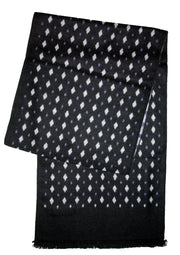 BLACK DIAMOND PATTERN SCARF